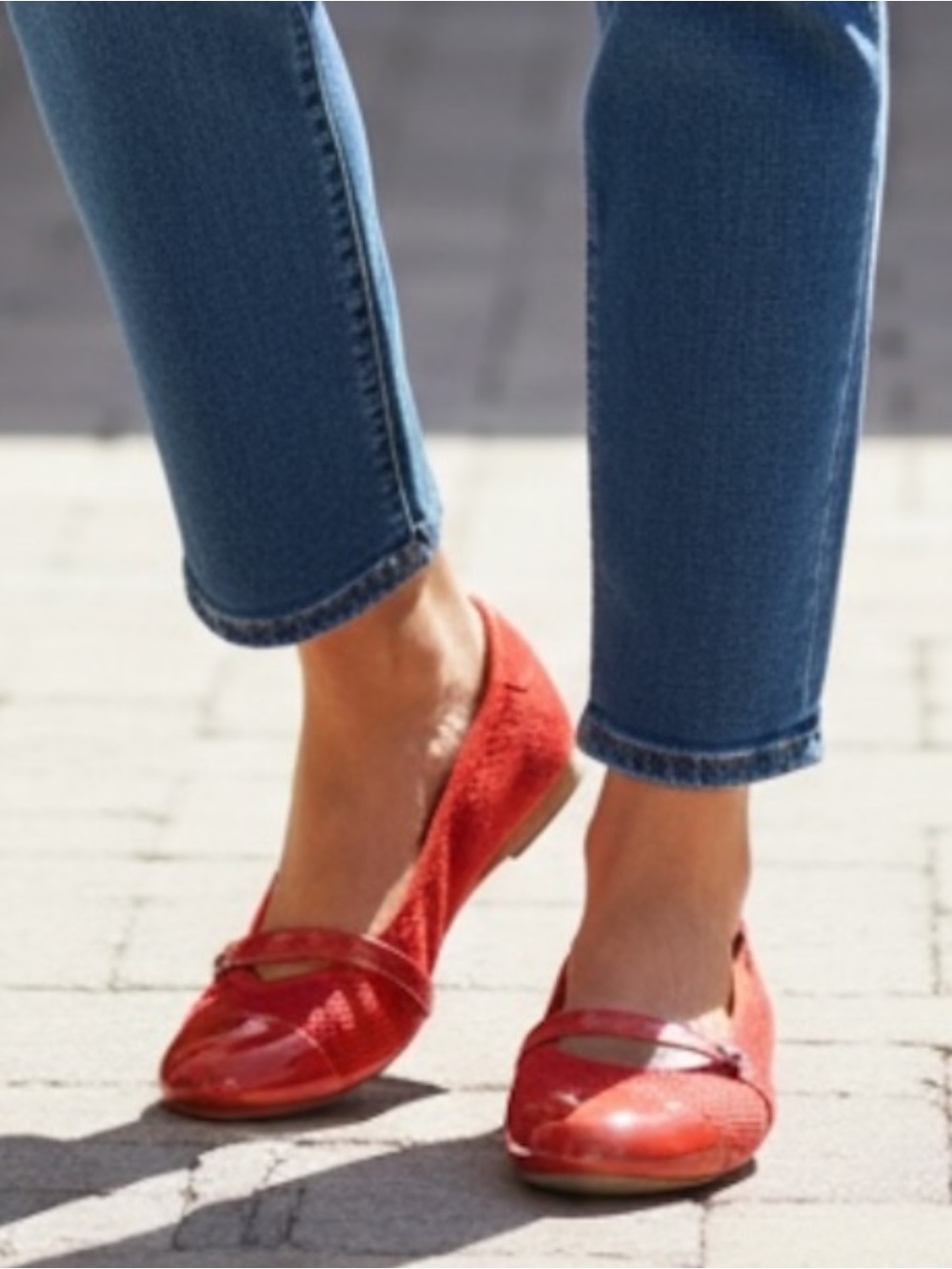 Anne Klein Sport Orange Akzee Slip on Sport Shoes Flats